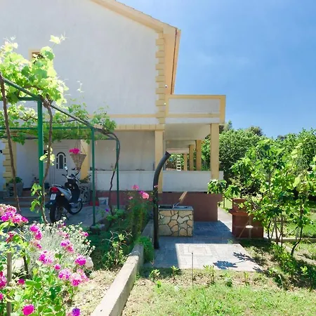 Zorka Apartmán Kampor